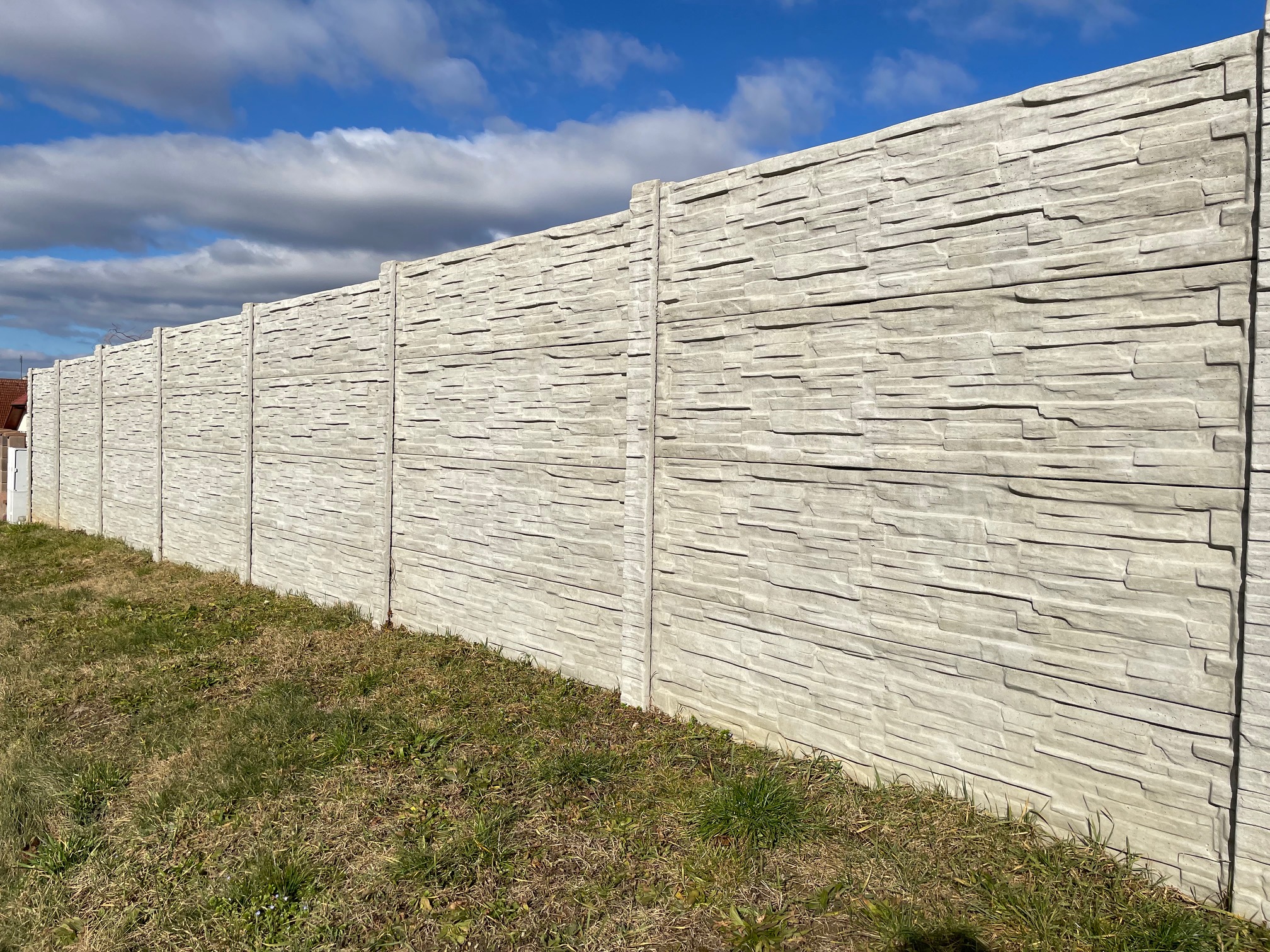 Plotové desky + sloupky NOVÝ typ (40 cm výška desky)